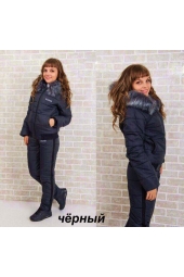 Женский утепленный костюм на синтепоне черный больших размеров (арт.341110) Женский утепленный костюм на синтепоне черный больших размеров (арт.341110)